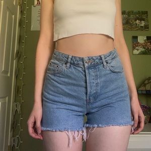 “Ashley” blue denim shorts by Topshop